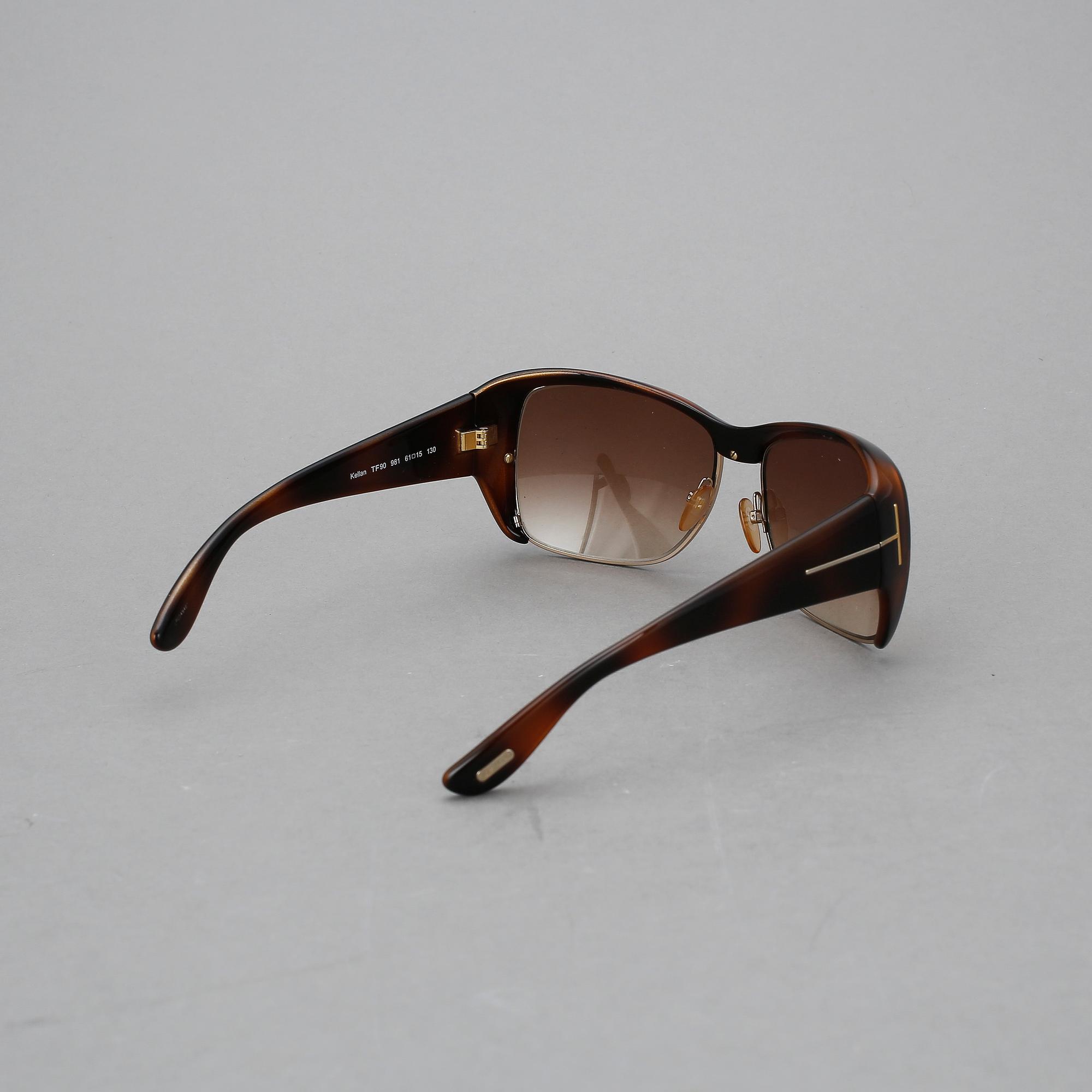 SOLGLASÖGON, "Kellan"  Tom Ford.