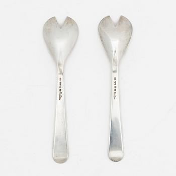 Wiwen Nilsson, Two silver oyster spoons, Anders Nilsson, Lund 1947.