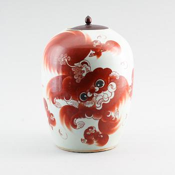 LOCKURNA, porslin, Kina, 1800-tal.