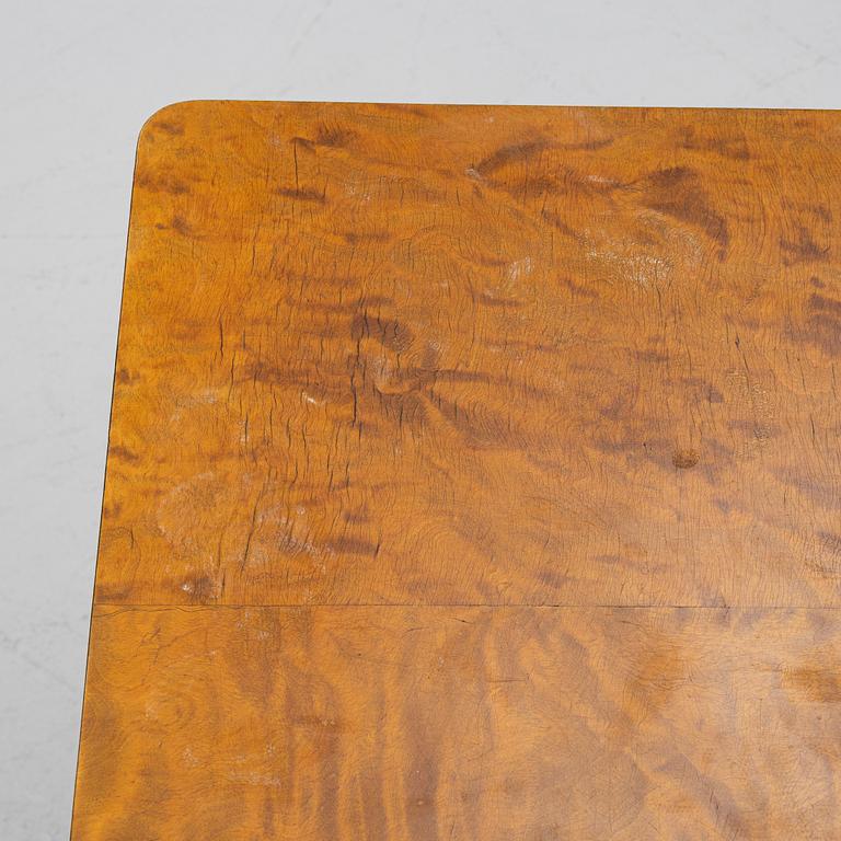 A pair of tables, Swedish Modern, 1930s.