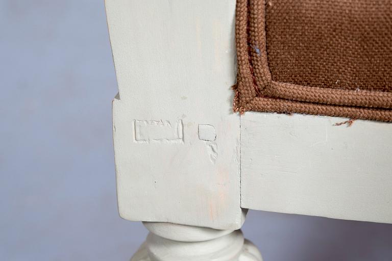 GUSTAVIANSK KARMSTOL AV ERIK ÖHRMARK.