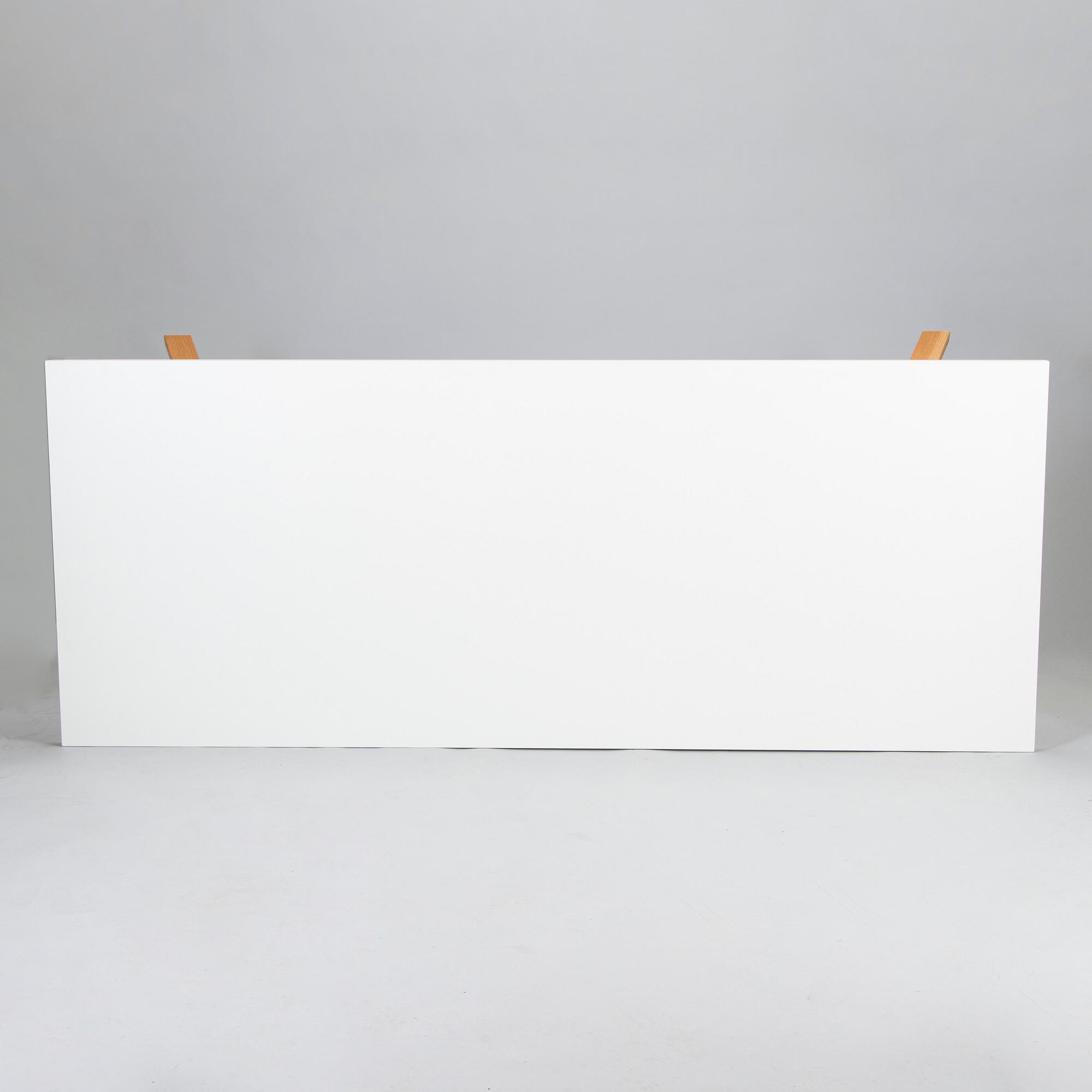 Harri Korhonen, a 'Lab' table for Inno, Finland.
