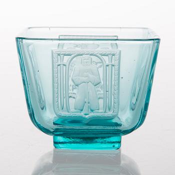 A glass bowl, "Mottimalja" 1939-1942 Riihimäki Lasi Oy.