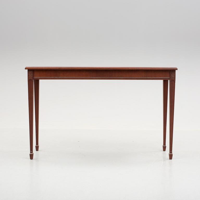 SIDEBOARD, gustaviansk stil, 1900-tal.