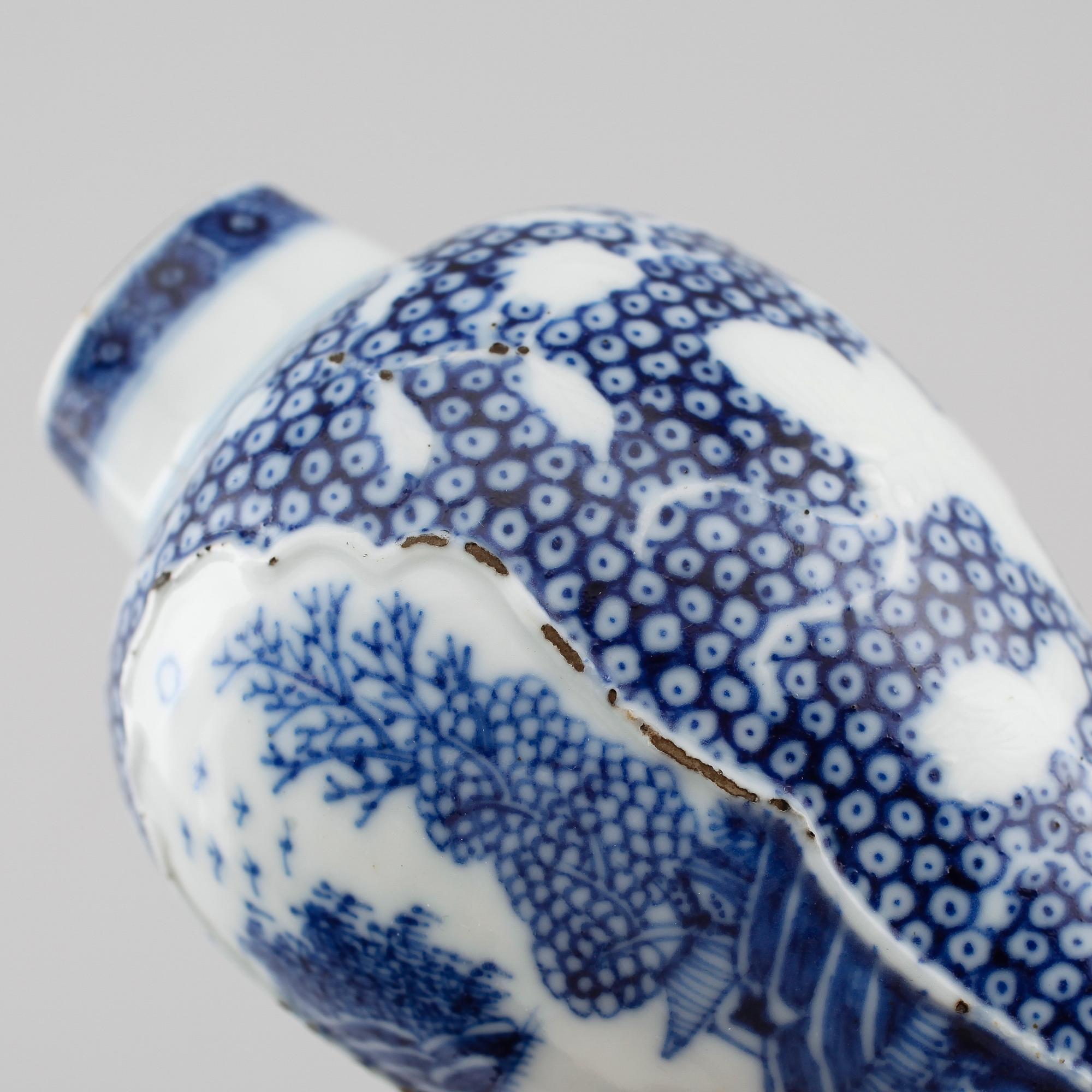VAS, porslin, Kina, 1700-tal.