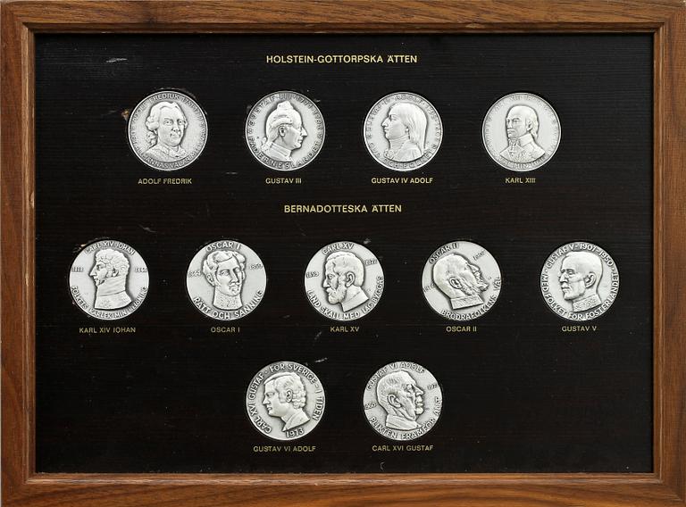 MEDALJSERIE, 60 st, silver, Sporrong. Vikt ca 2900 g.