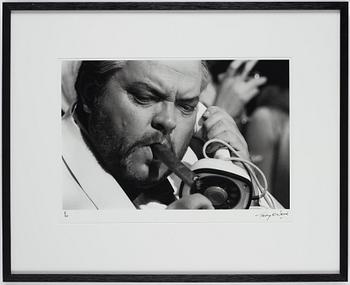 Terry O'Neill, “Orson Welles Filming ‘Casino Royale’ 1967".