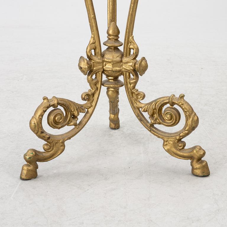 Piedestal, omkring år 1900.