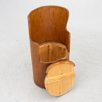 A pine chair, 1945.