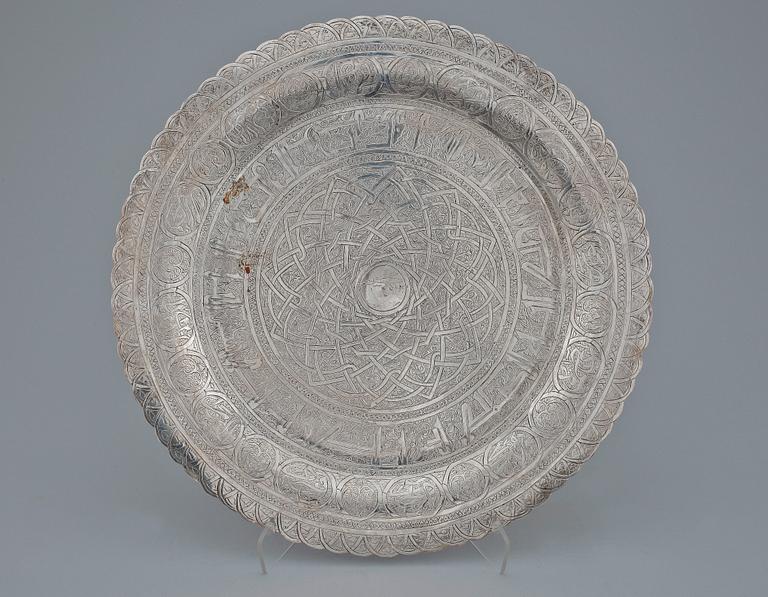 FAT, silver, troligen Egypten, 1900-talets mitt. Tot vikt ca 1592 g.