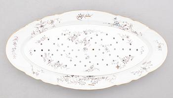 MATSERVIS, 61 delar, Stralsund, Rörstrand, sekelskiftet 1900.