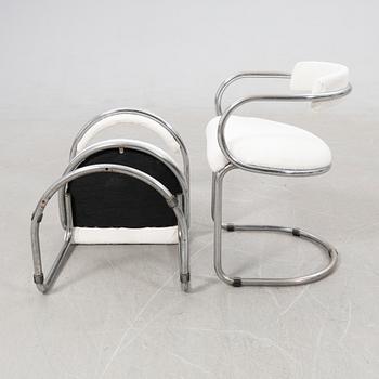 Karmstolar, ett par, 1900-talets andra hälft.