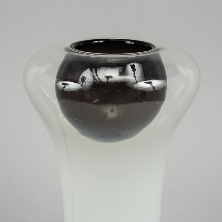 Angelo Mangiarotti, a glass table lamp, "Sappho", for Artemide.