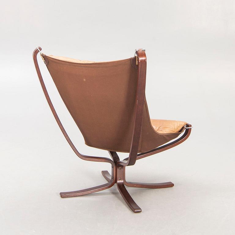 Sigurd Ressel, armchair, "Falcon chair", Vatne Möbler Norway 1970s.