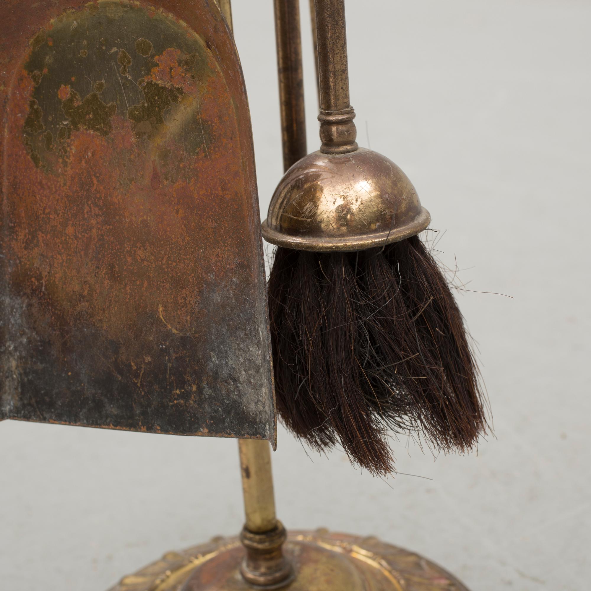 BRASSKÄRM samt BRASSET, mässing, 1900-tal.