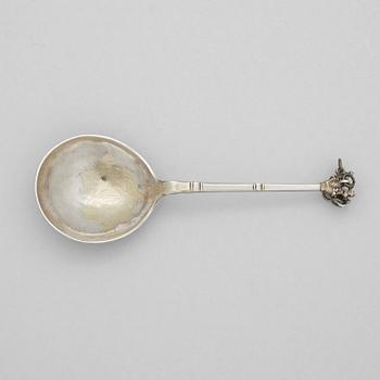 275. A Swedish 18th century parcel-gilt silver spoon, mark of Christoffer Bauman, Hudiksvall 1756.