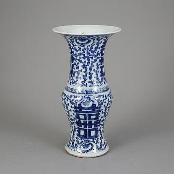 VAS, porslin, Kina, 1800-tal.