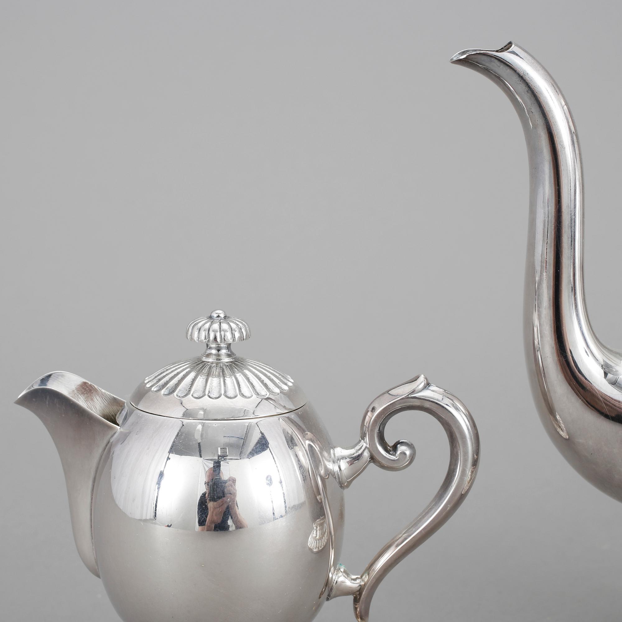 KAFFESERVIS, 3 delar, silver, Norge, 1900-talets andra hälft. Total vikt ca 740 gram.