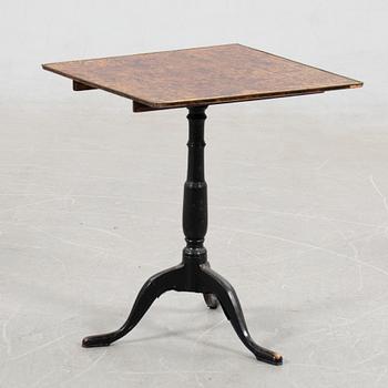 Folding table, alder root, Arboga, 19th century.