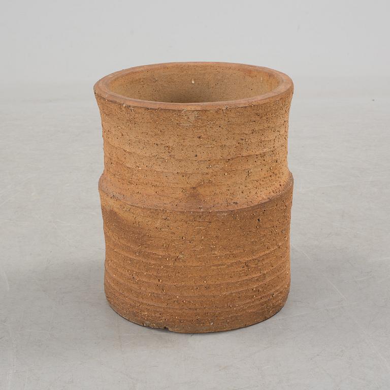 A Gustav Kraitz earthenware flower pot from the 1960´s.