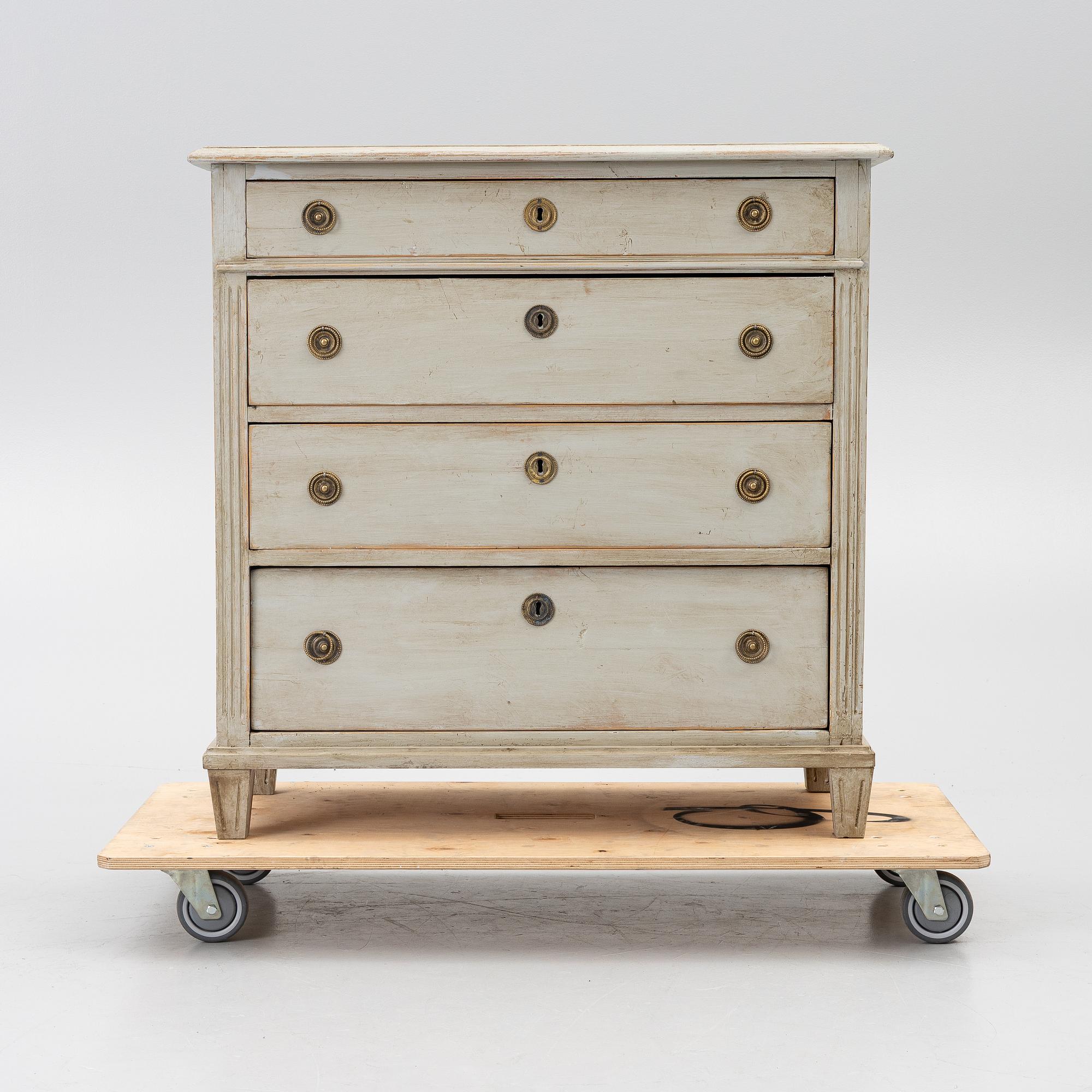Chest of drawers, circa 1900.