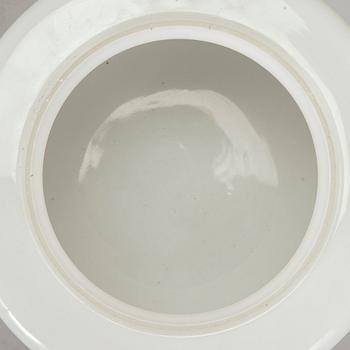 Paavo Tynell, A pair of 1930s ceiling light '2028', Taito Oy, Finland.