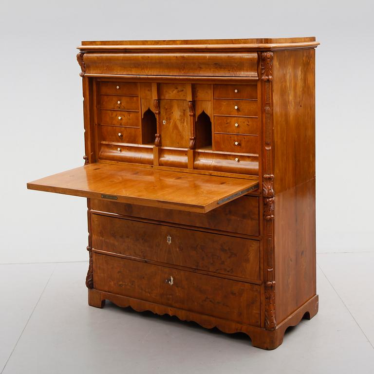 CHIFFONJÉ, 1800-talets andra hälft.