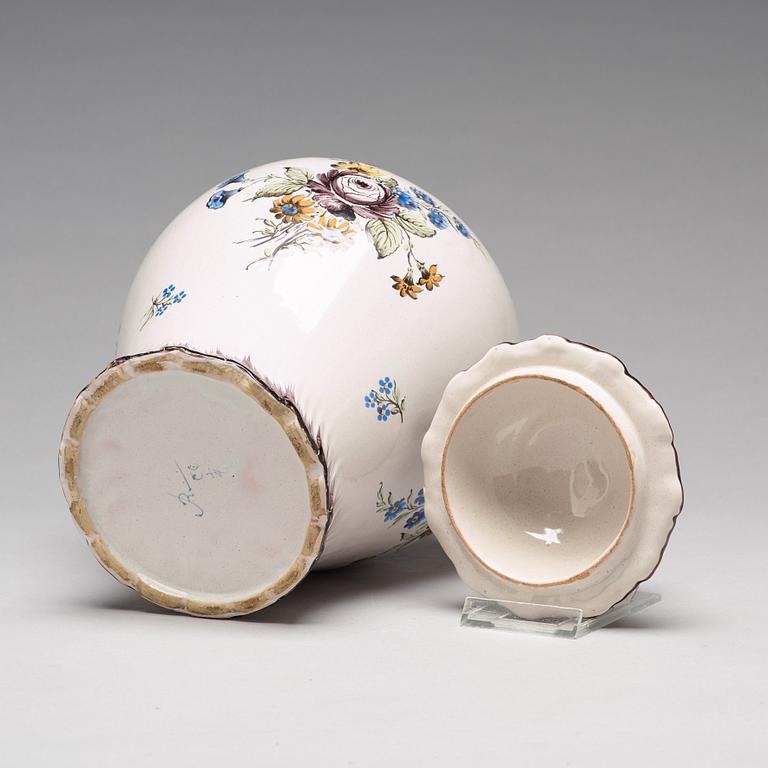 A Swedish Rörstrand faience jar with cover, 18th Century.