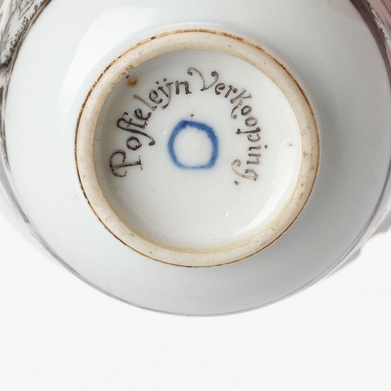 Kopp, porslin. Qingdynastin, 1700-tal.