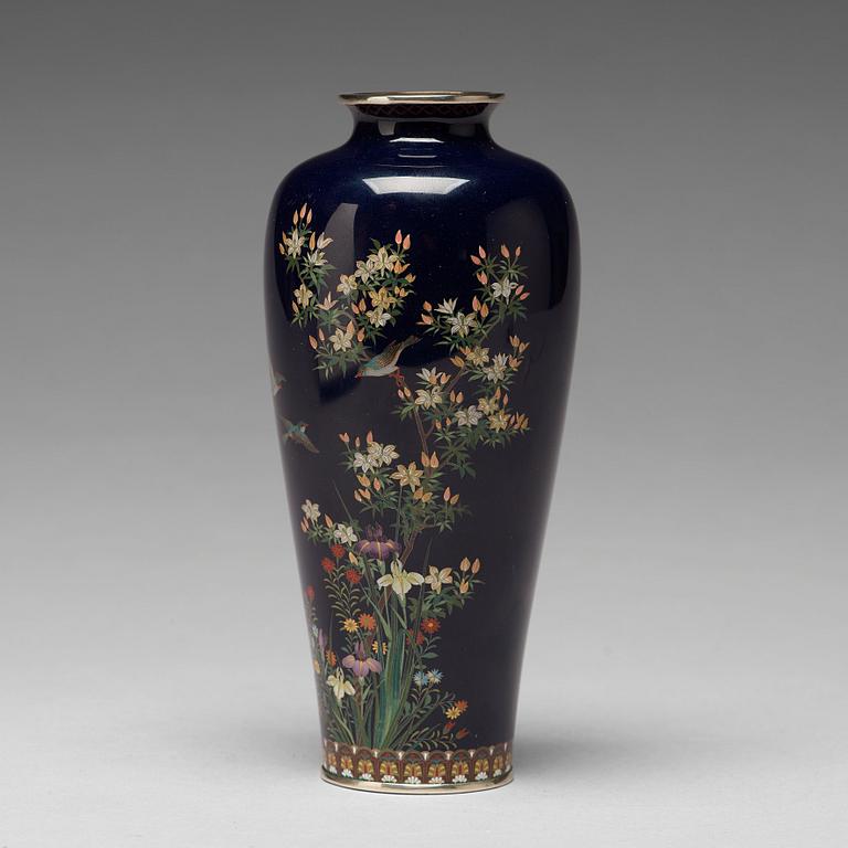 A Japanese cloisonne tapering vase, Meiji (1868-1912), signed Kin'unken zo.