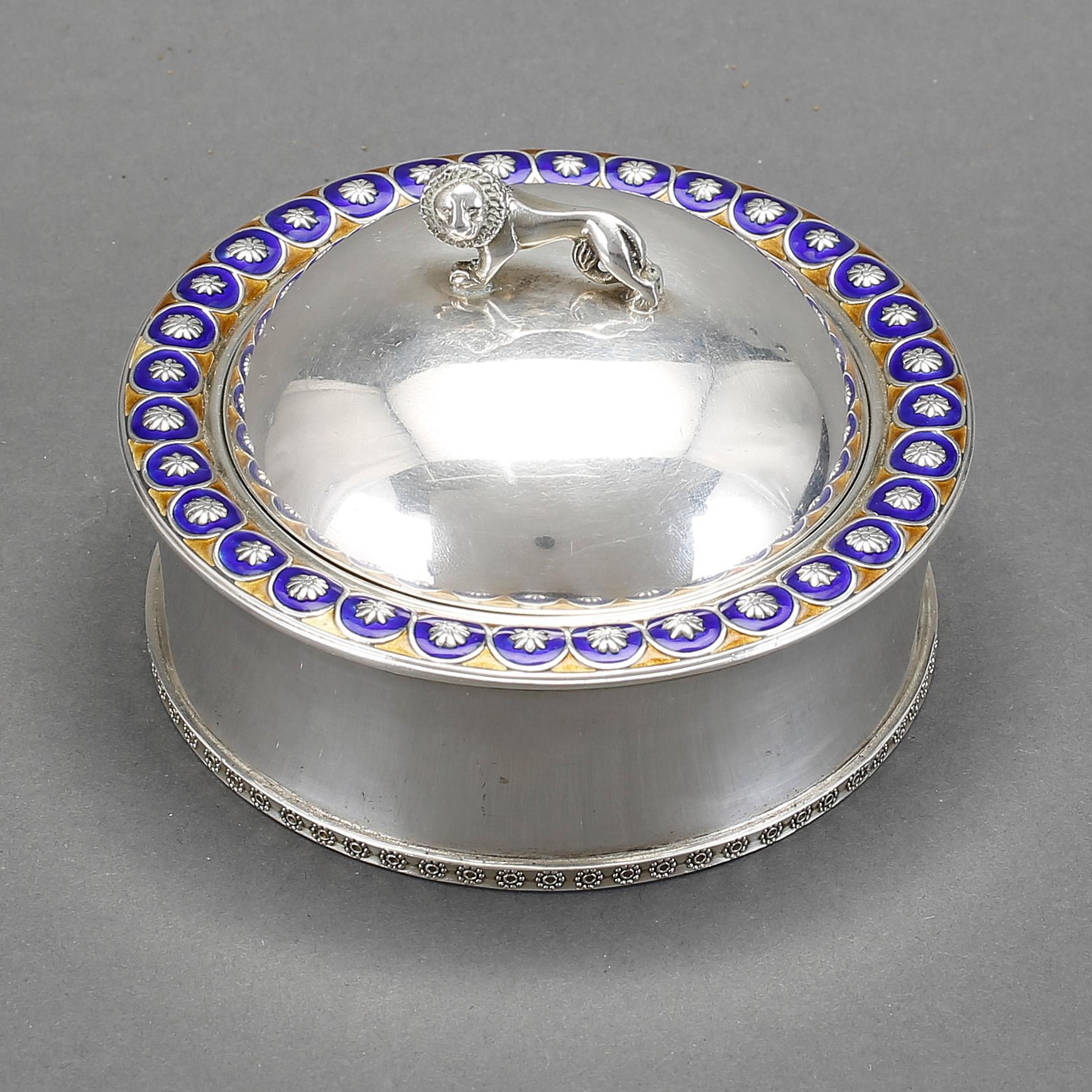 LOCKBURK, sterlingsilver samt emalj, Sannolikt Norge, svenska importstämplar. Vikt ca 250 gram.