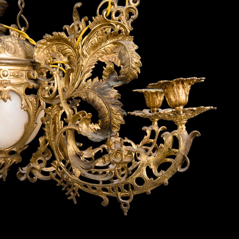 A pendant ceiling light from the end of the 19th Century.