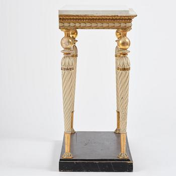 A late Gustavian giltwood console table attributed to Hedberg & Lindblad (active in Stockholm 1802-05).