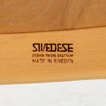 Yngve Ekström, sidobord och fotpall, "Lamino", Swedese, Sweden, 2000-tal.