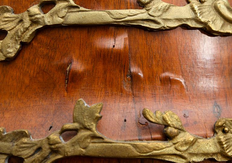 VITRINSKÅP, Louis XIV-stil, 1800-/1900-tal.