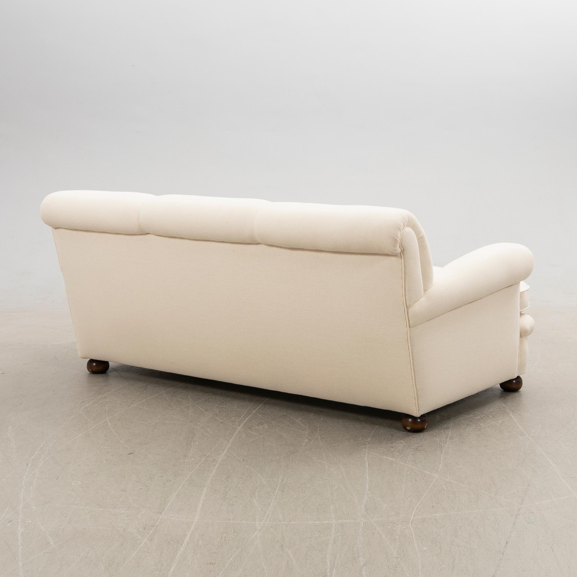 Josef Frank, sofa, model 703, Svenskt Tenn.