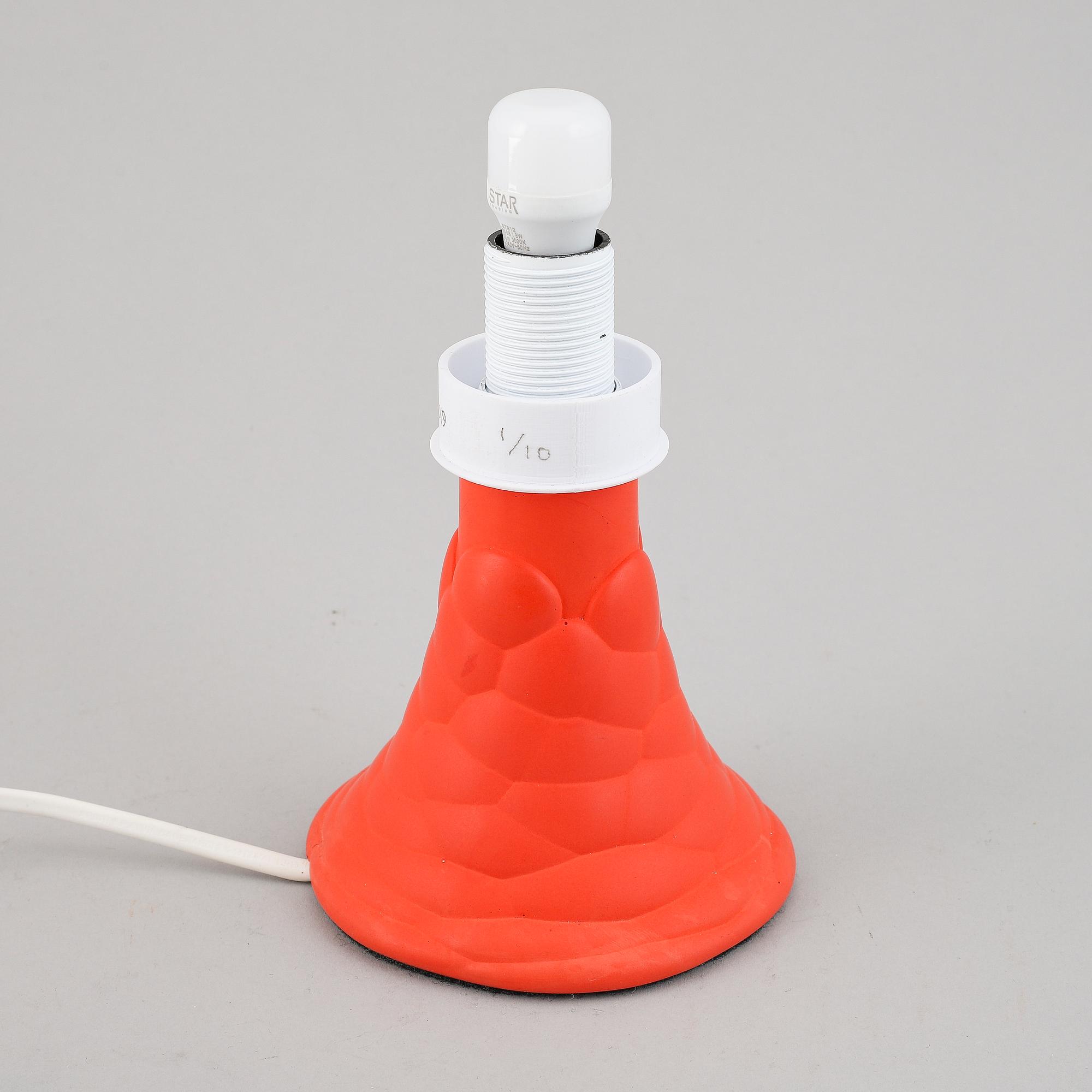 FÄRG & BLANCHE, "The Baker's Lamp", edition 1/10, 2019.