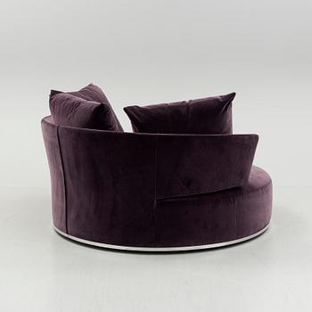 ANTONIO CITTERIO, "Amoneus", circular swivel sofa, Maxalto, B & B Italia.