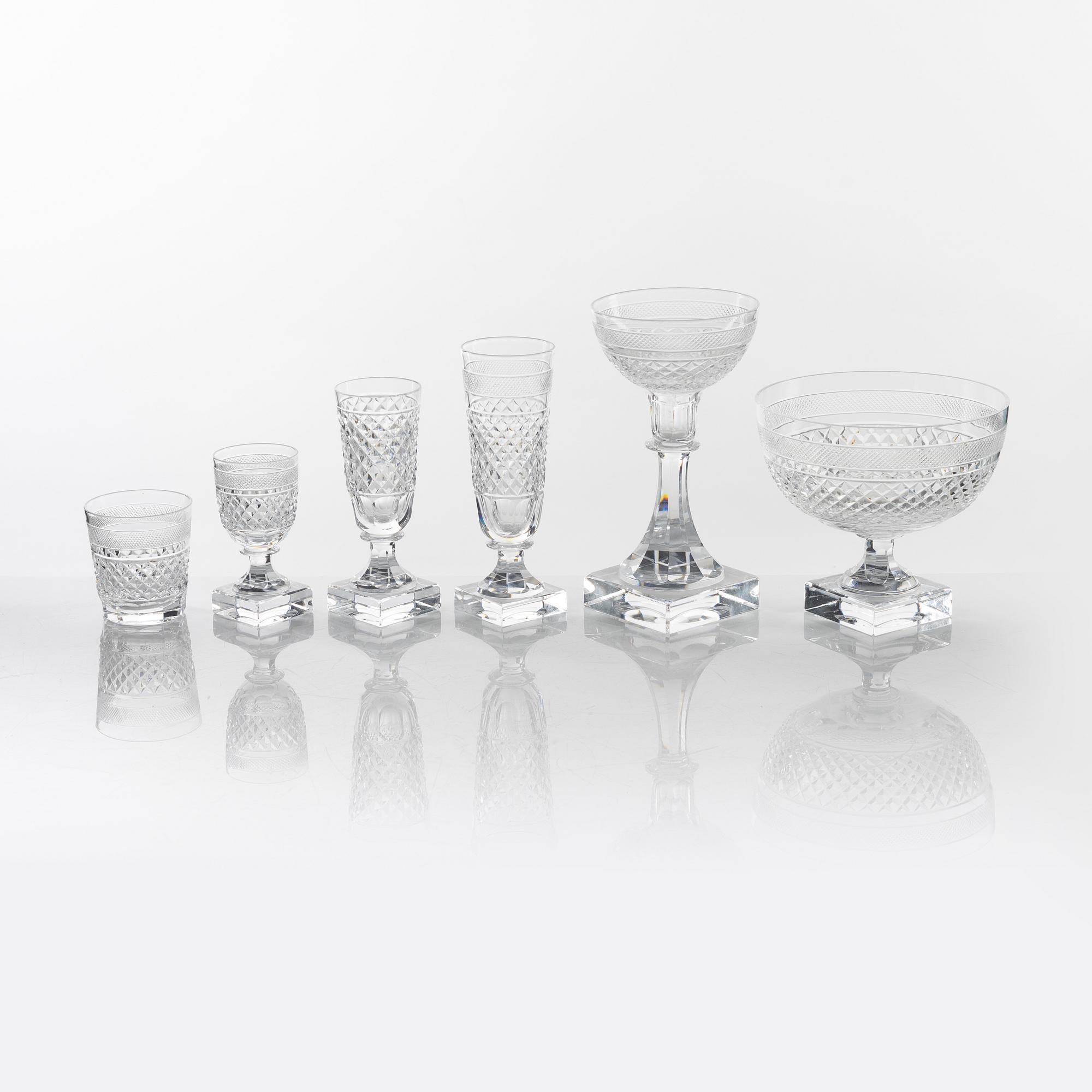 Elis Bergh, glasservis, 42 delar, "Kent", Kosta.