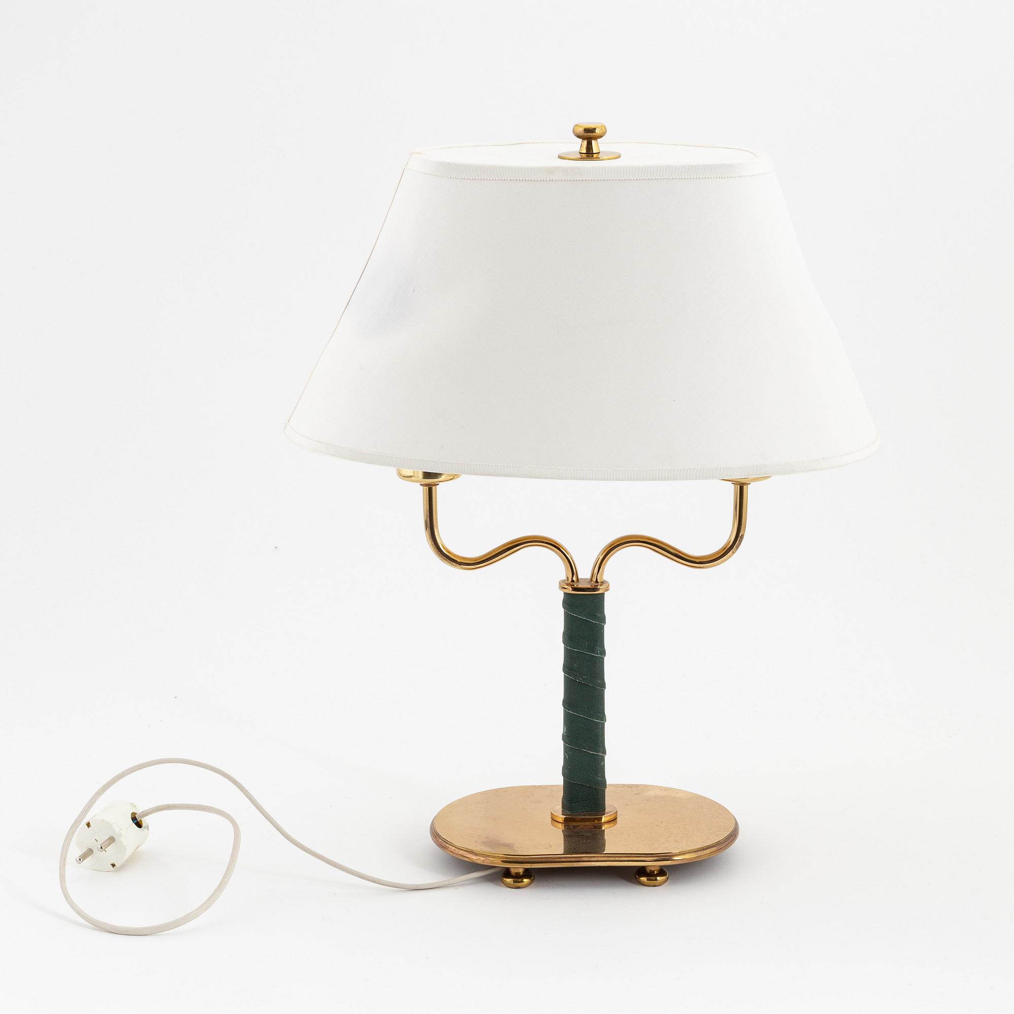 Josef Frank, bordslampa, modell 2388, Firma Svenskt Tenn.