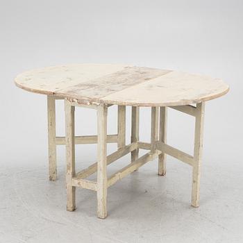 A Gustavian gate-leg table, circa 1800.
