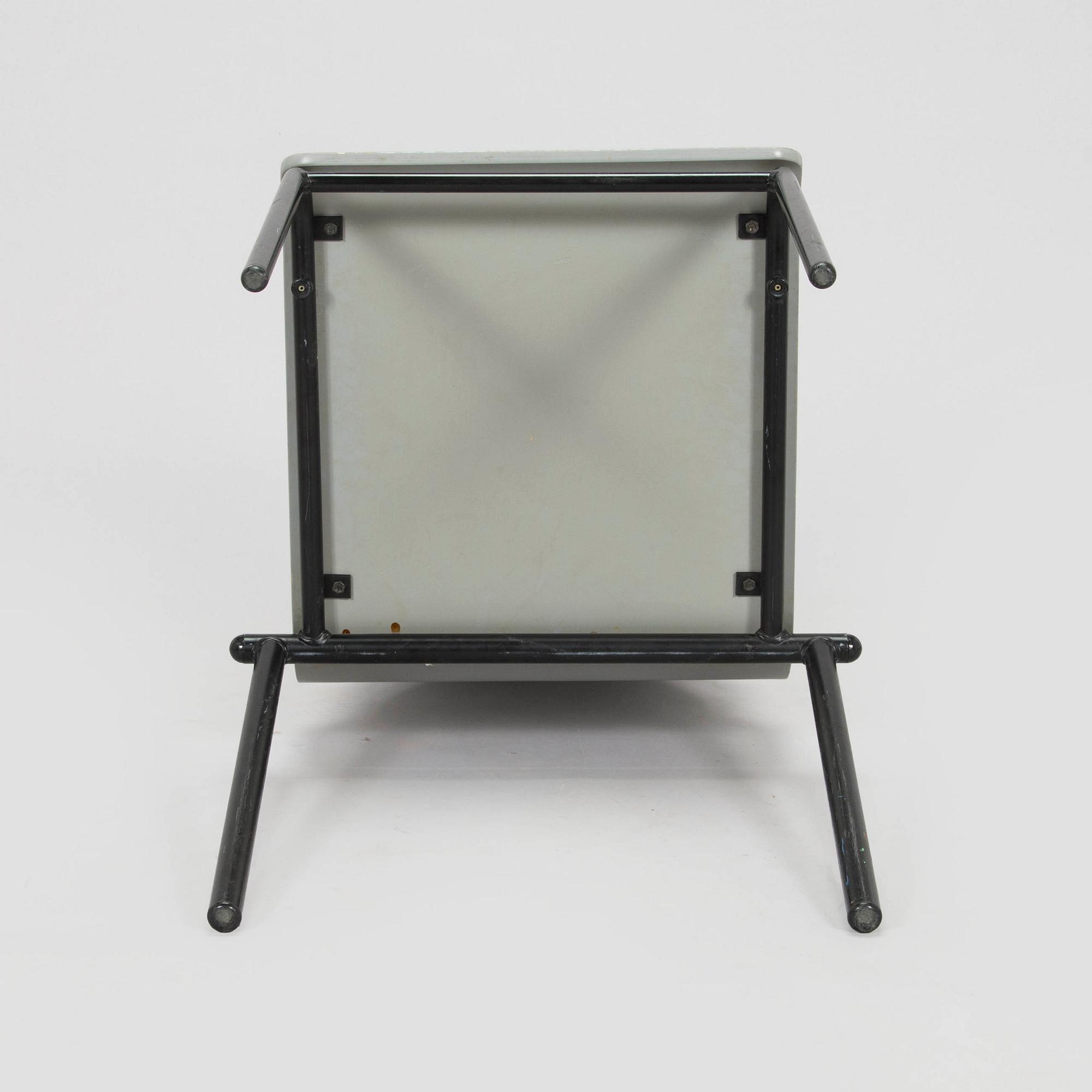 Yrjö Kukkapuro, tuoli, "Kukkapuron kosto", Avarte Oy, 1983.