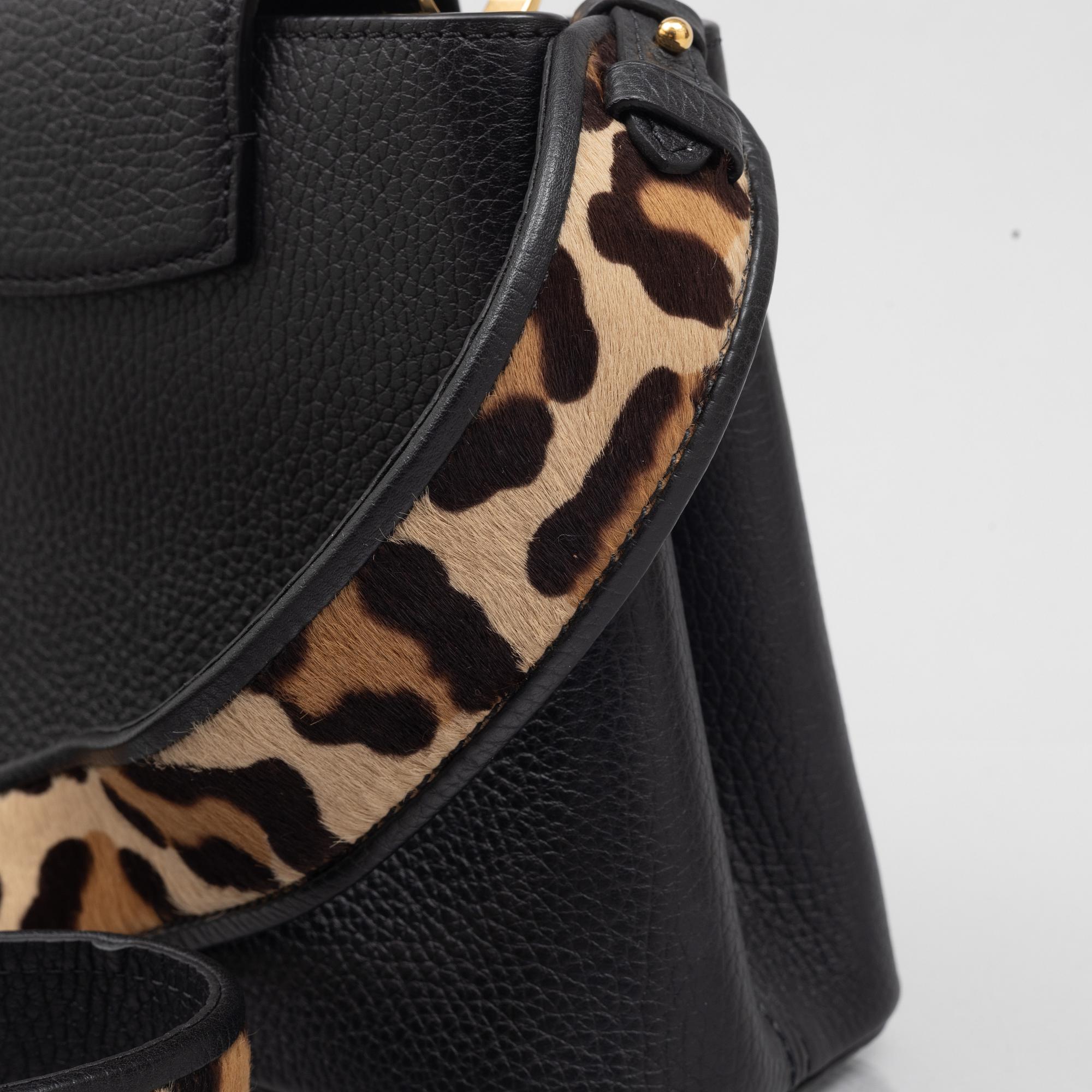 Louis Vuitton, väska "Capucines Leopard BB".