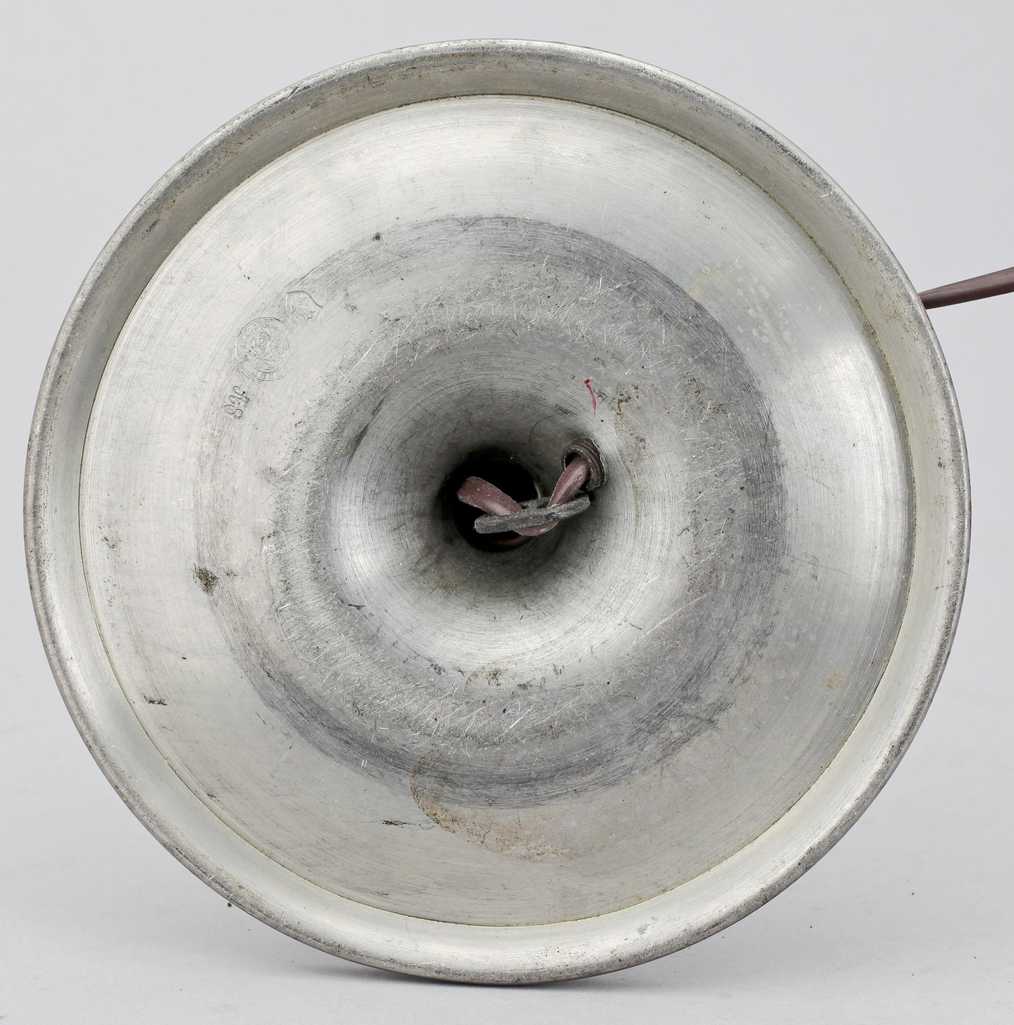 BORDSLAMPA, tenn, Firma Svenskt Tenn, 1927.