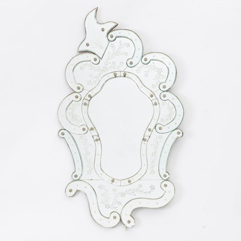 Spegel, venetiansk typ, Italien, 1900-talets mitt.