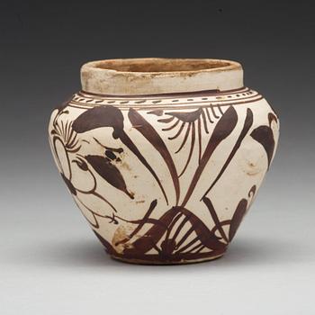 KRUKA, keramik. Song/Yuan dynastin.