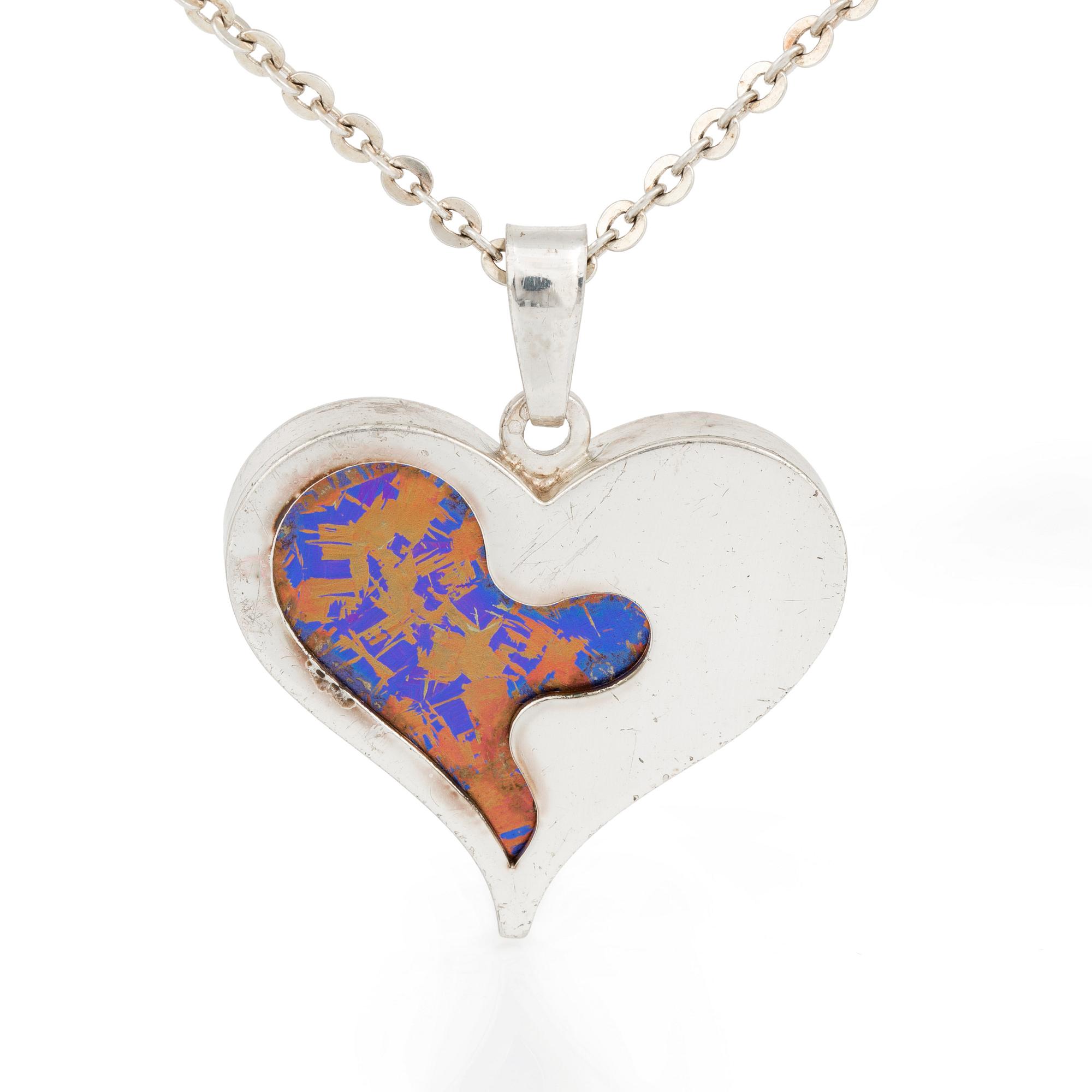 NANNY STILL, 'Titanium', för Kultakeskus Oy, Finland, hänge samt kedja.