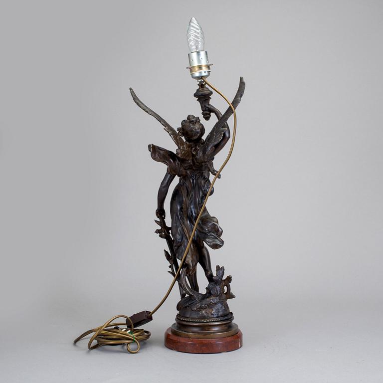 BORDSLAMPA, 1900-talets början.
