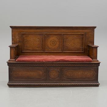 SOFFA. nyrenässans, omkring 1900.