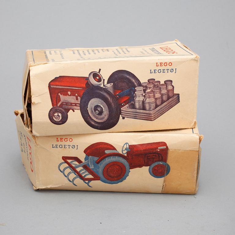 LEKSAKSBILAR, 4 st, bla Lego och Modern Toys, 1900-talets andra hälft.